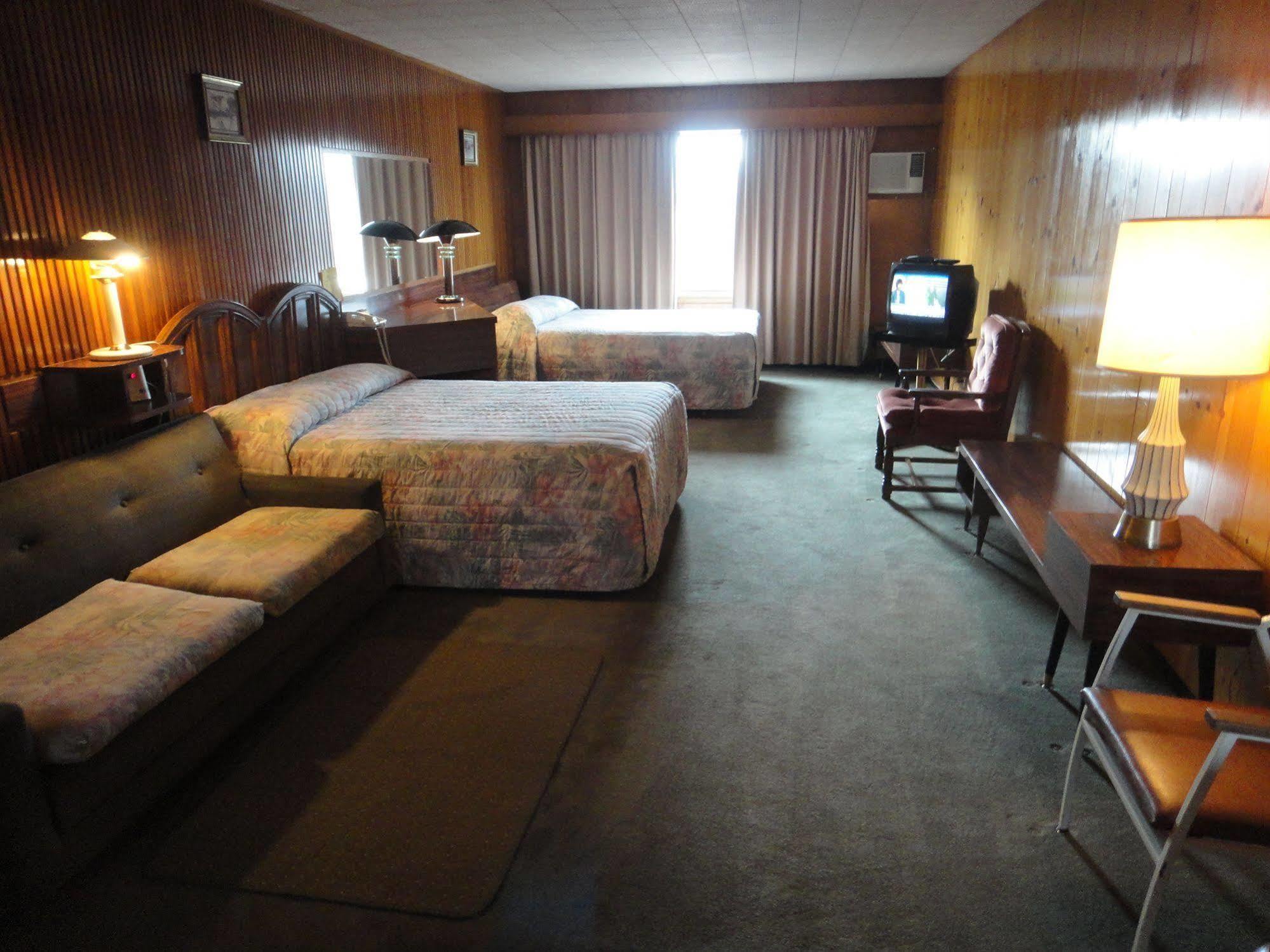 Airport Inn クイネル エクステリア 写真