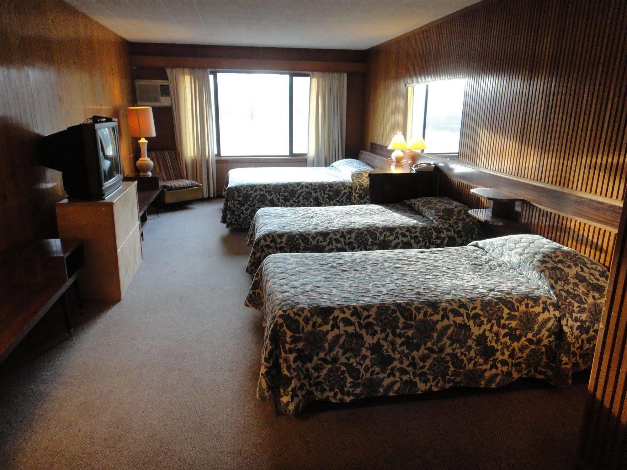 Airport Inn クイネル エクステリア 写真