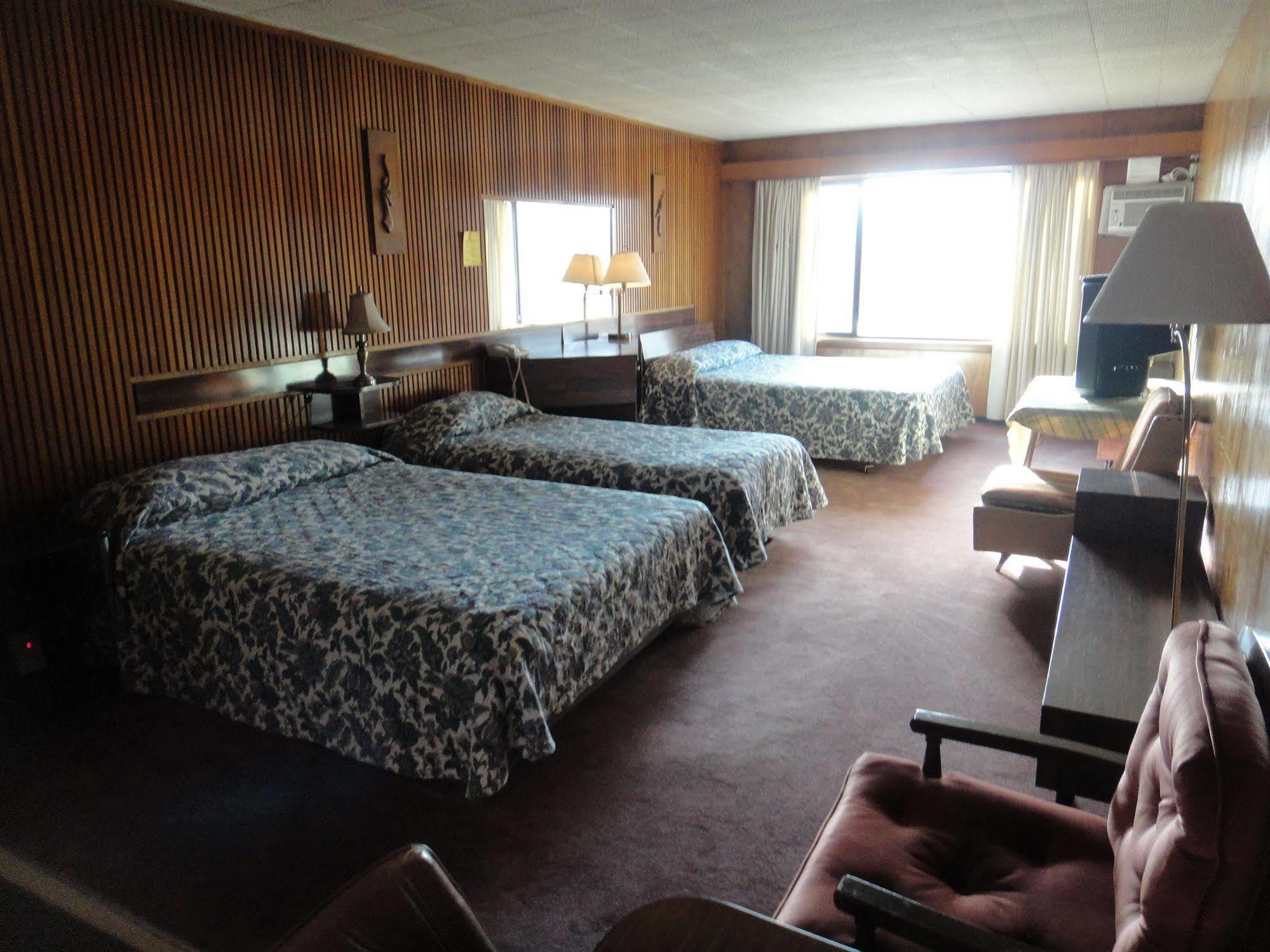 Airport Inn クイネル エクステリア 写真